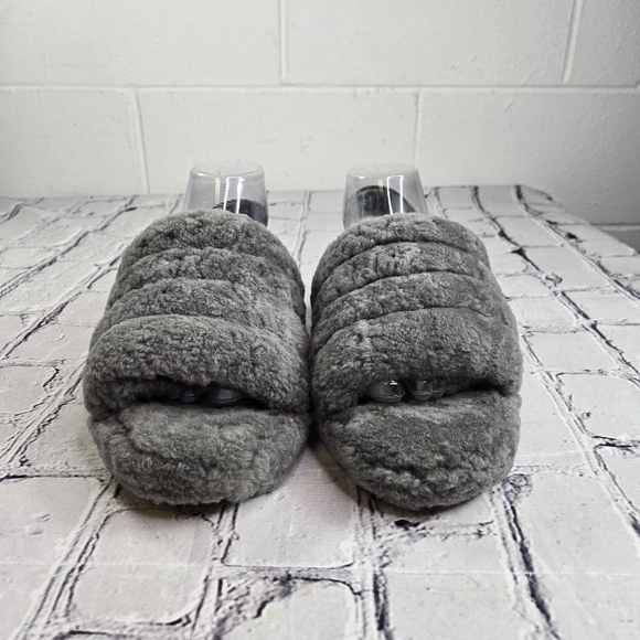 Ugg Fluff Yeah gray shearling ankle strap open toe slides - Picture 10 of 11